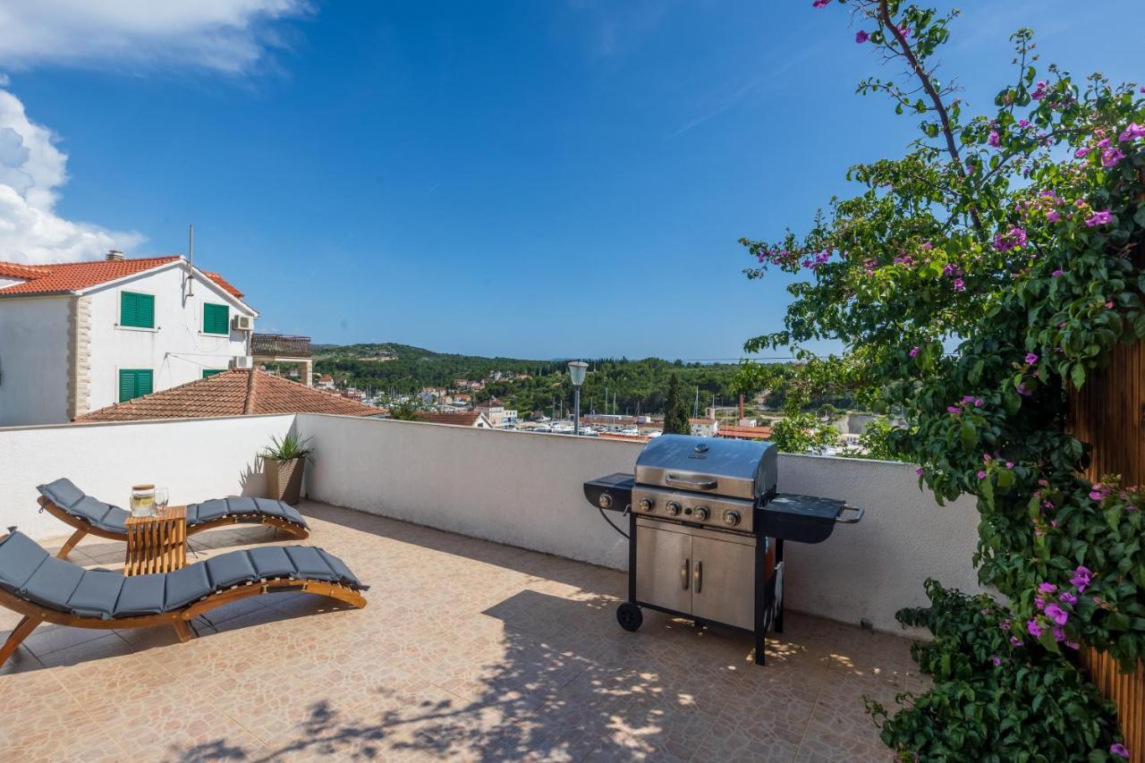 Villa Oasis With Private Pool Milna  Exterior foto